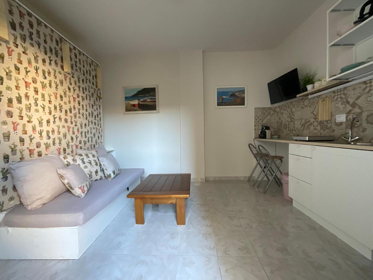 Nova Home Katánie Exteriér fotografie